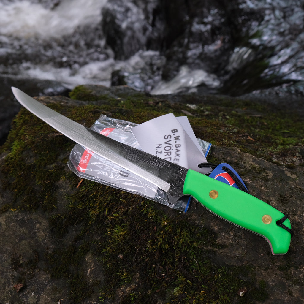 10 Fish Fillet Knife with Leather Sheath – SVÖRDKnives.ca