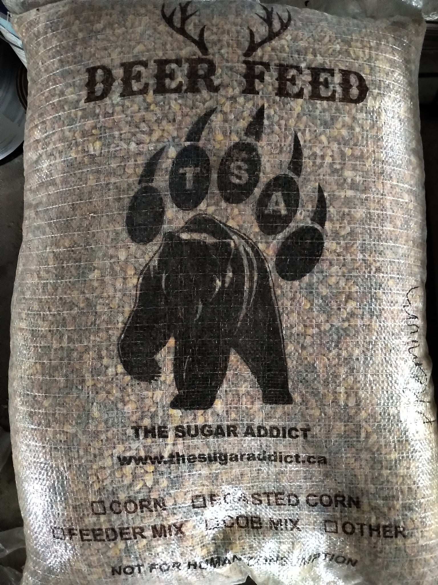 Sugar Addict  -  Premium Deer Feeder Mix